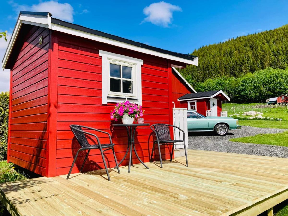 Rodseth Gardsovernatting Hytter Molde Exterior photo