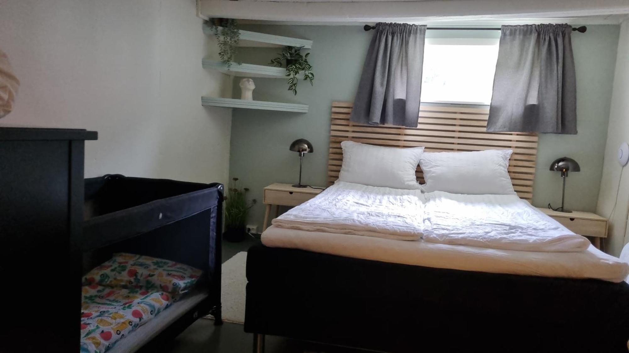 Rodseth Gardsovernatting Hytter Molde Room photo